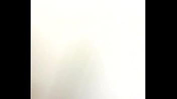 Cô Nàng Sinh Viên Lả Lướt Trong Nhà Vệ Sinh