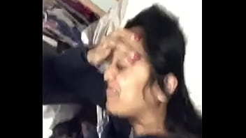 Gadis Desi Yang Menggoda