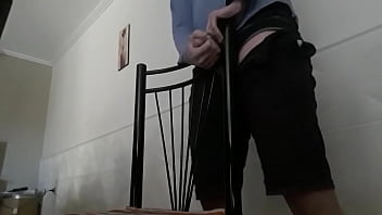 Hampir Masuk Kerja Tapi Malah Mengocok Kontol Di Ruang Kantor