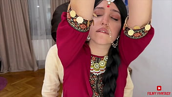 भाभी के बेशरम रंग और देवर का उठता हुआ लंड