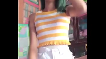 Tayangan Panas Bigo Live, Celana Ketat Asia Memperlihatkan Bentuk Memek Yang Menggoda