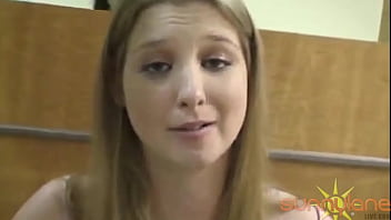 Sunny Lane Si Blonde Hot Menekuk Tubuhnya Di Ruang Rawat Inap Untuk Aksi Mesum!