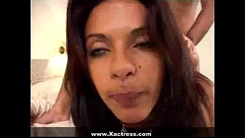 Gadis India Seksi Yang Menggoda
