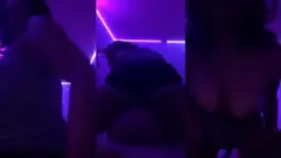 Gadis Tiktok Menggoda Menggeliat Sange Di Ranjang