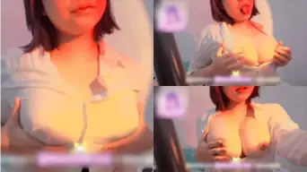 Kakak Bulan Yang Cantik Dan Imut Dengan Payudara Ganas Menggoda