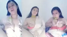 Mainin Revi Toge Dengan Alat Bantu Ranjang Yang Menggoda