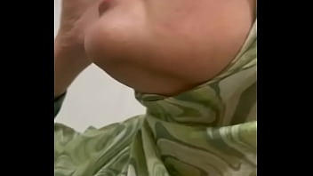 Kecantikan Tersembunyi Di Balik Jilbab Yang Menggoda