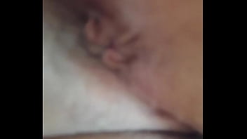 Zaloka Memamerkan Lubang Pantatnya Yang Menggoda