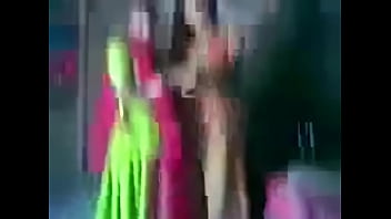 Kesenangan Lesbi Desi Yang Menggoda