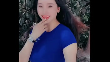 Gadis Asia Montok Dengan Payudara Dan Pantat Yang Menggoda