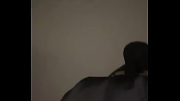 Pelacur Muslimah Berjilbab Menampar Pantat Arabnya Yang Gendut Dan Mengerang Sambil Menggoyangkan Bokong Kotornya Sendirian