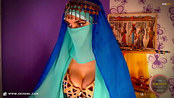 Gadis Muslim Berhijab Siap Menggoda Di Webcam | Ayo Tonton Dan Nikmati Sensasinya Sekarang Juga!