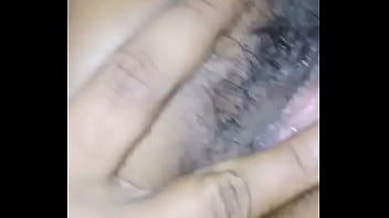 Memek India Yang Basah Dan Menggairahkan