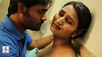 Gadis India Seksi Bercinta Di Kamar Mandi – Video Mesra Tersebar