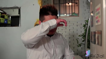 Telanjang Bulat Untuk Dilukis Sebelum Ditiduri