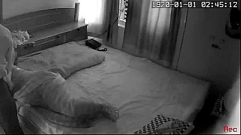 Istri Tua Buddha Digoyang Ganas Dalam Aksi Mesum Desi