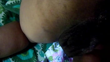 Ibu Rumah Tangga India Main Jari Di Lubang Pantat