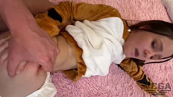 Anak Tiri Dihardiki Hingga Teler