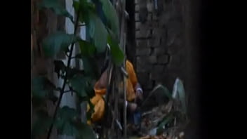 Desi Kencing Dan Buang Air Kecil