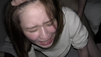 【奇跡の共演】乃木坂＆欅坂の卒業メンバーに激似の美女デュオがw挿入から口内発射＆生中出しまで大胆プレイ！