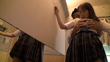 Kamera Tersembunyi Di Balik Pintu Gelap Panti Pijat Rahasia Jepang