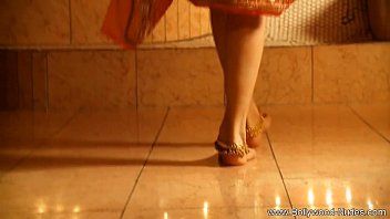 Gairah Membara Di Balik Layar Bollywood