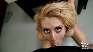 Mengisi Dubur Ibu Tiri Jalangku Dengan Sperma Untuk Sarapan – Lux Lisbon