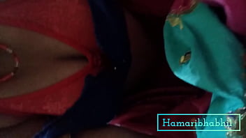 Kehidupan Istri Desa India Yang Menggoda