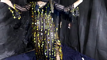 أرقص لعشيقى كي يملأ فرجي شهوة