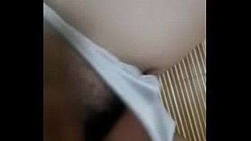 深闺蜜蕊，待君采撷