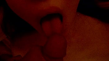 Gadis Tionghoa Cantik Melahap Cairan Sari Patiku【subscribe Dan Dapatkan Video Panas Setiap Hari】