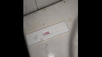 Langsung Dari Kamar: Proses Lengkap Tes Kehamilan Ibu Tiriku Dengan Suara Menggoda