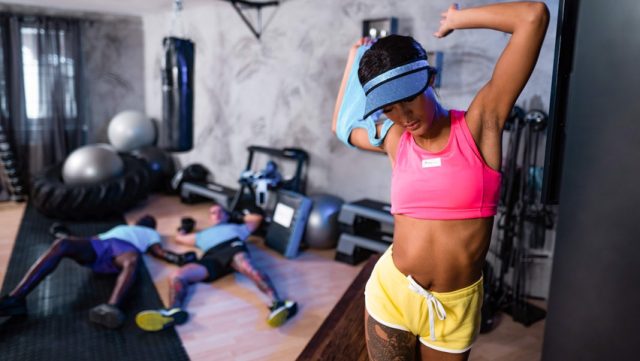 Tiga Badai Nafsu: Remaja Terguncang Hingga Meleleh