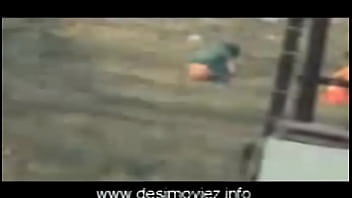 Gadis-gadis Desa Buang Hajat Sembarangan Di Alam Terbuka