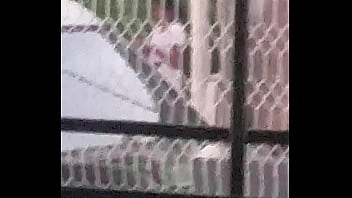 Tetangga Cewek Langsing Desi Ketahuan Lagi Ngentot