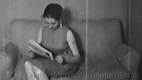 Kartu Pos Sensual Dari Ibu Tiriku Yang Menggoda