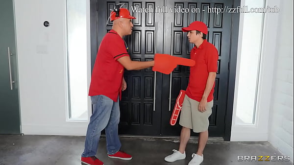 Double Mainin / Brazzers / Unduh Full Dari Https://zzfull.com/tub