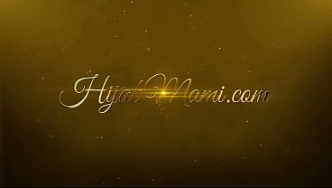 Vivianne Desilva, Sang Jilbab Misterius Yang Taklukkan Axel Haze