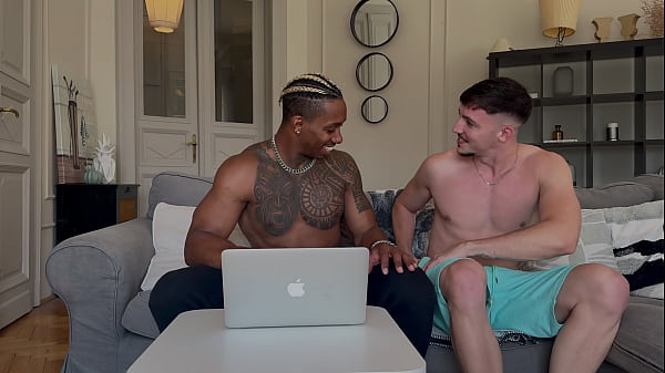 Kami Panggil Pelacur Rusia Dan Isi Kedua Lubangnya Sekaligus – Kinuski