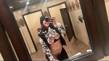 Membawa Ibu Tiri Yang Bergairah Dari Klub Untuk Dihamili