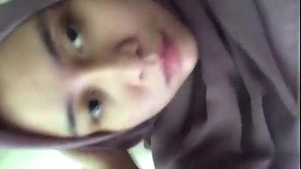 Menggapai Puncak Karier Dengan Jilbab, Menyendiri Di Ranjang Kesuksesan