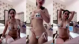 Selebgram Hot Montok Dengan Tubuh Toge Yang Menggoda
