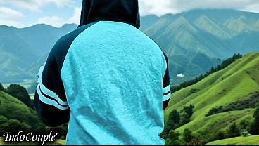 Istri Berjilbab Nakal Selingkuh Saat Suami Asyik Liburan Di Bali Dengan Pacar, Sampai Melahap Cairan Lelaki Hidung Belang.