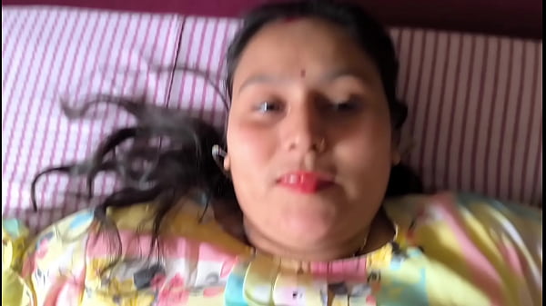 Gairah Panas Cinta Desi