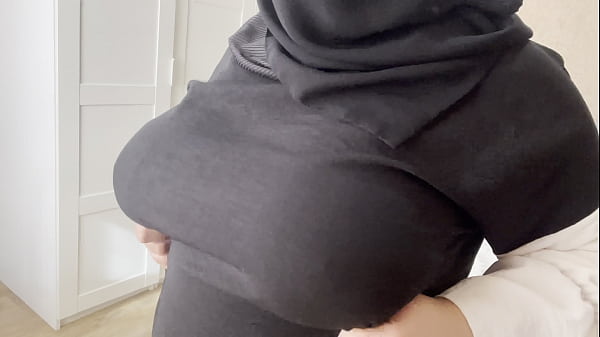 Istri Arab Teman Nongkangin Payudara