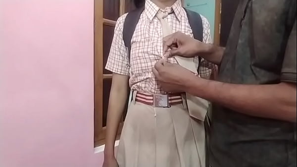 Gadis Sekolah India Menggila Digoyang Kontol Besar