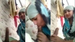 Gadis India 18 Tahun Ngocok Kontol Dalam Adegan Panas