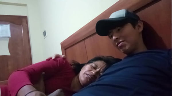 Sekali Lagi Dengan Mertuaku, Dia Sangat Suka Bercinta Sepanjang Hari Denganku, Benar-benar Jalang