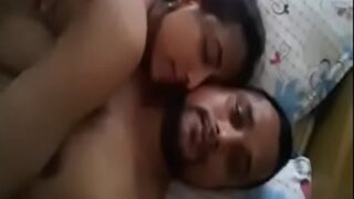 Cowok Andhra Ngentot Adik Cewek Temannya Dalam Video Panas Telugu