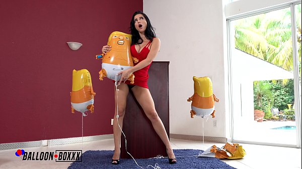 Amateur Bokep – Milf Rusia Crystal Rush Ngewe Balon Trump